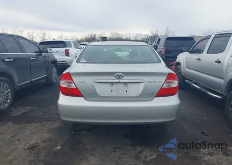 2004 Toyota Camry Xle V6 from USA, damaged, VIN 4T1BF30K34U068717